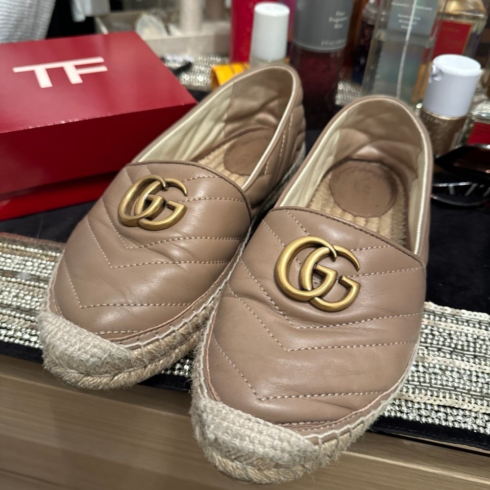 Gucci espadrille size 37